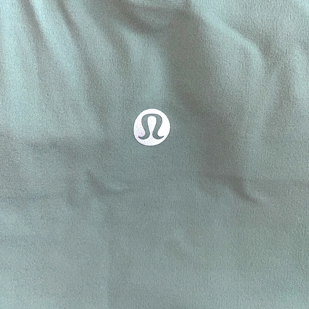 NWT Lululemon Align Tank Top Silver Blue Size 2 - Picture 5 of 10